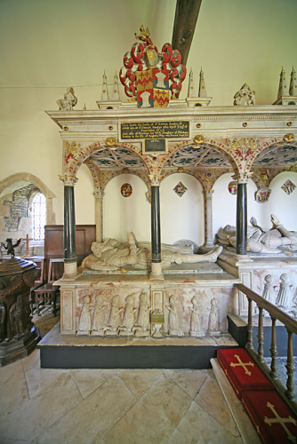 34. Monument to Sir Edwyn Sandys and his wife Penelope, nee Buckley