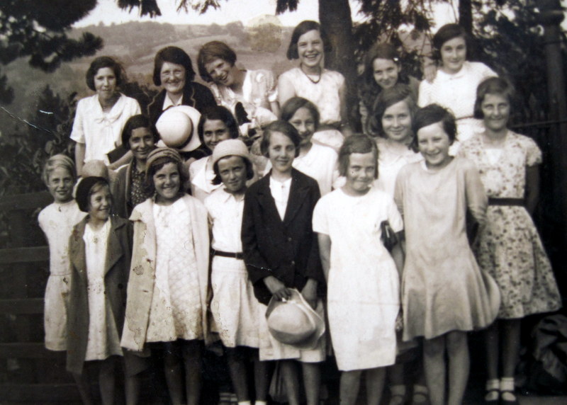 Wickhamford Sunday School outing, about 1934.