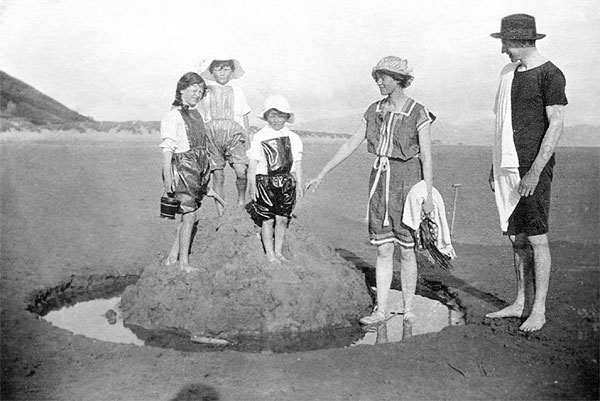 The Lees-Milne family on holiday in 1912 at Aberdovey beach.