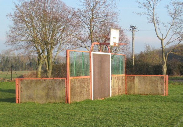 The Sports Wall erected on the recreation ground – (photographed in January 2015).